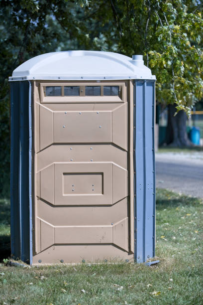 Best Emergency porta potty rental  in Algonac, MI